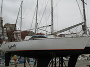 Парусно-моторная яхта Ямаха 30 футов с кильблоком